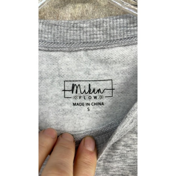 New Mikan Flow Lotus Crew Scoop Neck Yoga Sweatshirt Size Small (Sm) - Picture 3 of 5